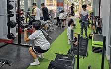 Từ vụ gymer tử vong: Chủ phòng gym, PT xử lý sự cố thế nào?