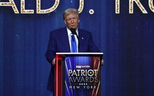 Ông Trump nói gì về lương tổng thống?