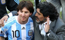 Tổng thống Argentina bất ngờ so sánh Messi và Maradona