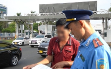 Bị phạt ngay cửa ngõ sân bay Tân Sơn Nhất vì không ký hợp đồng vận chuyển