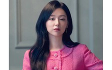 Trang phục của Kim Ji Won được khen nức nở trong tập đầu của Queen Of Tears
