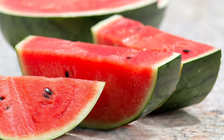 Những ai nên hạn chế ăn dưa hấu?