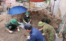 Quảng Bình: Đào móng xây nhà, phát hiện hài cốt liệt sĩ cùng nhiều di vật