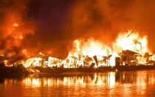Lời kể của người dân trong vụ cháy dãy nhà ven kênh ở TP.HCM
