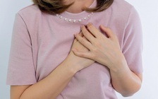 Cảm giác nặng ở ngực vào ban đêm là do bệnh gì?