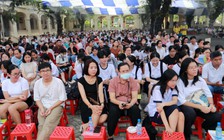 Giáo viên, phụ huynh phản ánh 'bệnh thành tích' thi lớp 10, Sở GD-ĐT TP.HCM nói gì?