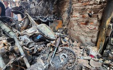 Hiện trường tan hoang trong ngôi nhà cháy khiến 14 người chết ở Hà Nội