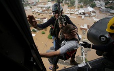 Brazil hứng lũ nghiêm trọng nhất 80 năm qua, hàng chục người chết