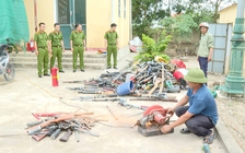 Quảng Bình: Thu hồi, tiêu hủy nhiều vũ khí thô sơ, tự chế