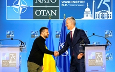 NATO 'bật đèn xanh' cho Ukraine tấn công mục tiêu ở Nga