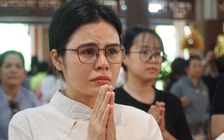 Người dân ở Nha Trang đến chùa tưởng nhớ Tổng Bí thư Nguyễn Phú Trọng