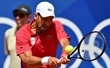 Thắng cách biệt kỳ phùng địch thủ Nadal, Djokovic vào vòng ba Olympic Paris