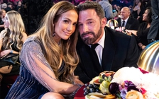 Jennifer Lopez đệ đơn ly dị Ben Affleck sau 4 tháng ly thân