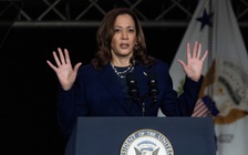 Chỉ trích ông Trump 'chiêu trò', bà Harris bác bỏ đề xuất