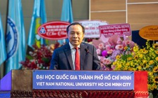 Giám đốc ĐH Quốc gia TP.HCM dặn học sinh về mạng xã hội, thiết bị điện tử