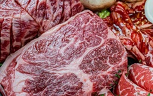 6 tác hại sức khỏe khi ăn quá nhiều thịt giàu protein