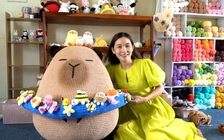 Ngắm chuột Capybara phiên bản đan len: Chủ nhân tiết lộ doanh thu mỗi tháng từ công việc này
