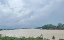 Bắc Ninh yêu cầu di dời dân ngoài bãi sông Cầu trong đêm