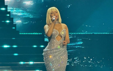 Nicki Minaj diện váy gần 200 triệu của nhà thiết kế Việt