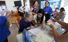 Sinh trắc học 'làm khó' người già nhận lương hưu