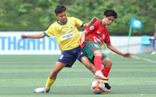 Trường ĐH Quy Nhơn 2-1 Trường CĐ Du lịch Nha Trang: Tân binh giành chiến thắng