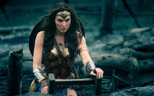 Ngôi sao 'Wonder Woman' Gal Gadot tiết lộ từng phải phẫu thuật não khẩn cấp