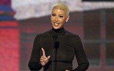 Người mẫu, diễn viên Amber Rose bị tẩy chay vì ủng hộ ông Donald Trump