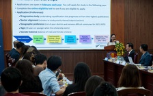 Một nước nói tiếng Anh tăng cường học bổng, 'rộng đường' định cư cho người Việt