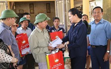 MTTQ Việt Nam thăm hỏi, tặng quà nhân dân vùng ngập lũ Thái Nguyên, Bắc Ninh