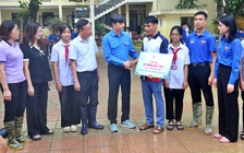 MTTQ Việt Nam thăm hỏi, trao quà hỗ trợ người dân tại Thái Nguyên, Bắc Ninh