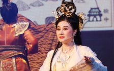 Nhan sắc và cuộc sống của NSND Quế Trân ở tuổi 44