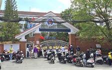 Vụ thực phẩm bẩn vào bếp bán trú: Gia hạn đình chỉ hiệu trưởng thêm 15 ngày