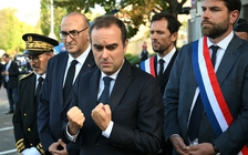 Sóng gió bủa vây chính phủ 'Lecornu 2.0' ở Pháp