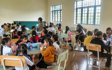 Bữa cơm trưa miễn phí ở lưng chừng núi