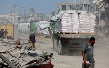 Israel giới hạn viện trợ vào Gaza, ông Trump nói Hamas phải giải giáp