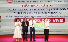 Hơn 20.000 cán bộ nhân viên Vietcombank hỗ trợ đồng bào bị ảnh hưởng do bão lũ