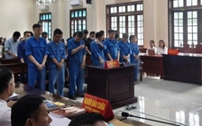 Hải Phòng: Tuyên án loạt cựu cán bộ hải quan tiếp tay buôn lậu hơn 1.800 tỉ