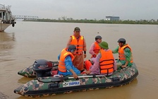 Cách đáp đền của người đàn ông được cứu sống trên biển