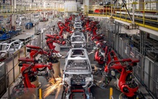 Báo Anh: Doanh nhân phương Tây 'chấn động' sau khi thăm nhà máy Trung Quốc