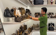 Kiểm tra quanh chợ Hàn, thu giữ sản phẩm nghi hàng giả