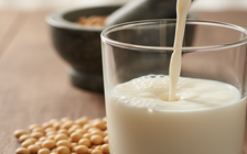 Tác động bất ngờ của sữa đậu nành với mỡ máu