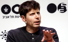 OpenAI ra mắt mạng xã hội Sora giống TikTok nhưng tràn ngập video AI giả mạo