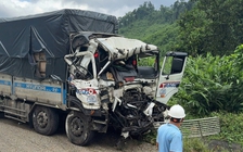 Cao tốc La Sơn - Túy Loan: 3 xe tải va chạm, 2 tài xế nhập viện