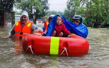 Mưa lớn lịch sử có thể tái diễn, người Đà Nẵng gọi ai nếu nước dâng giữa đêm?