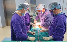 'Cô gái' 21 tuổi vô kinh được 'chỉnh sửa' thành nam giới