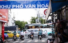 Biển báo 'núp lùm', người dân dễ vi phạm: Sở Xây dựng TP.HCM nói gì?