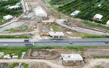 Vật liệu ở Đồng Tháp khan hiếm, nhà thầu phải thi công cầm chừng