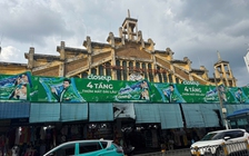 Đời chợ ở TP.HCM: 'Chợ sang' cũng ế