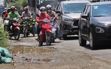 Tây Ninh: Chờ nâng cấp con đường 'đau khổ' - quốc lộ 62