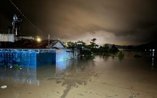 Lâm Đồng: Mưa lớn, QL20 qua xã Hiệp Thạnh ngập nặng